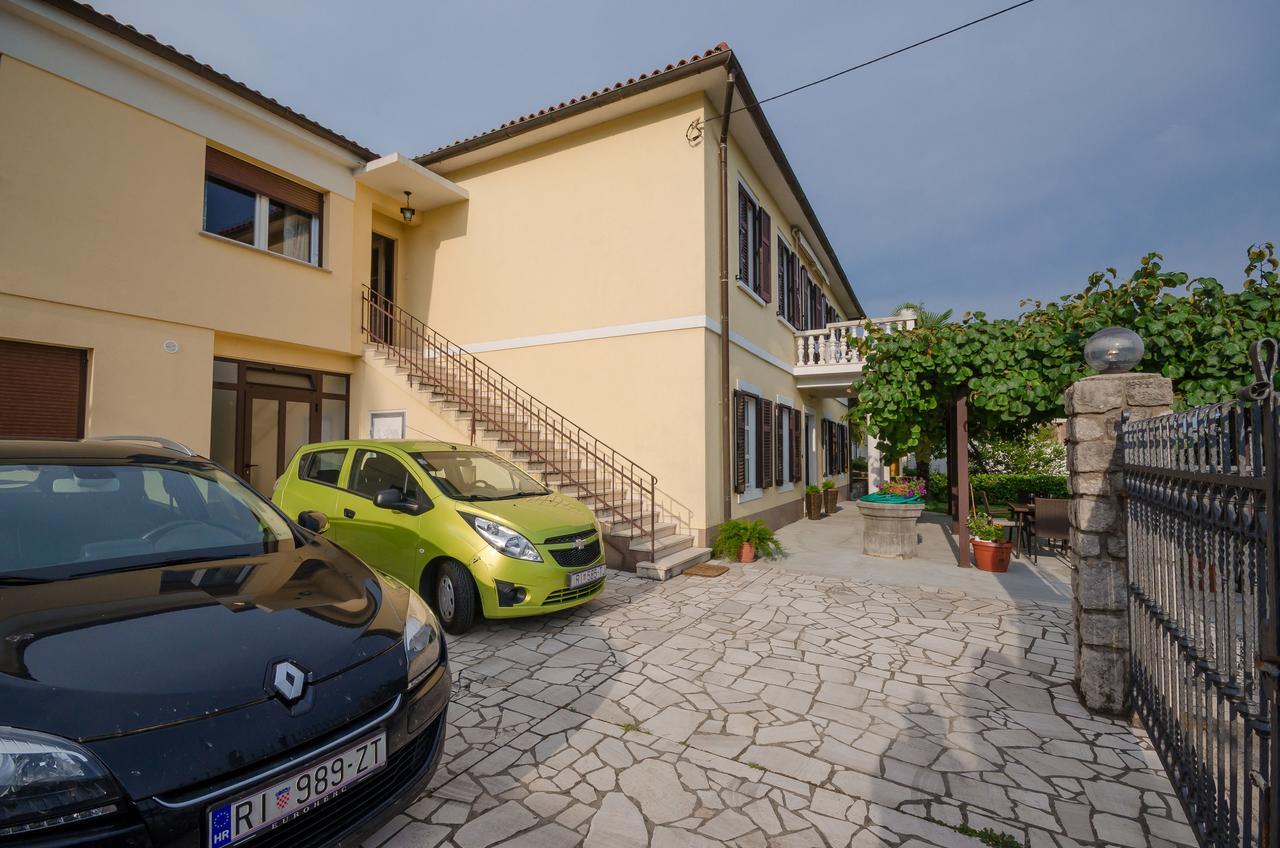 Apartment Aleksandra Rijeka Extérieur photo